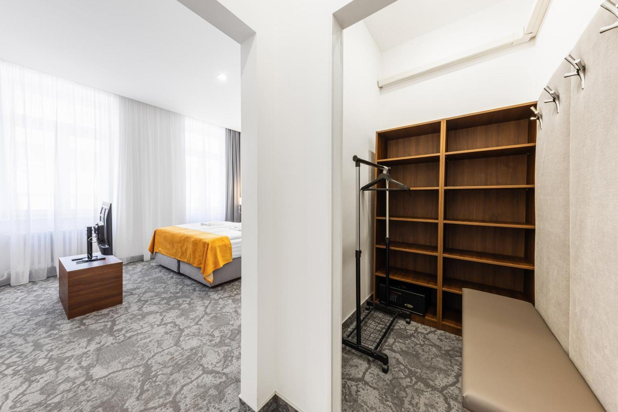 A1 Royal Plaza Hotel Prága Kültér fotó